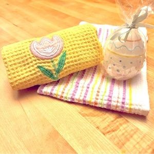 Set of: New hand painted Easter Egg Candle & 2 colorful waffle fabric tea towels